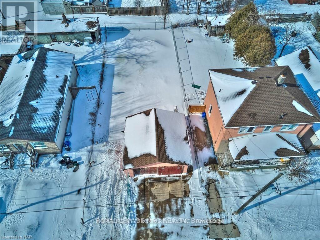 4129 DYSON AVENUE