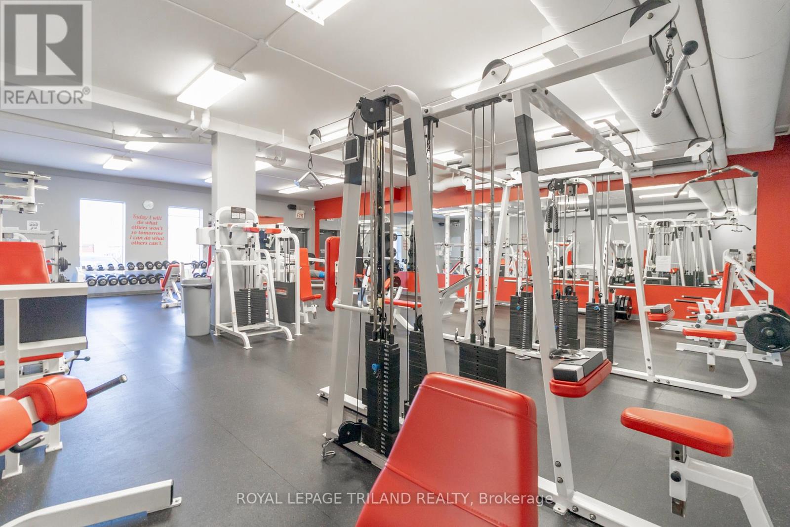 1 – 37 ONTARIO STREET N