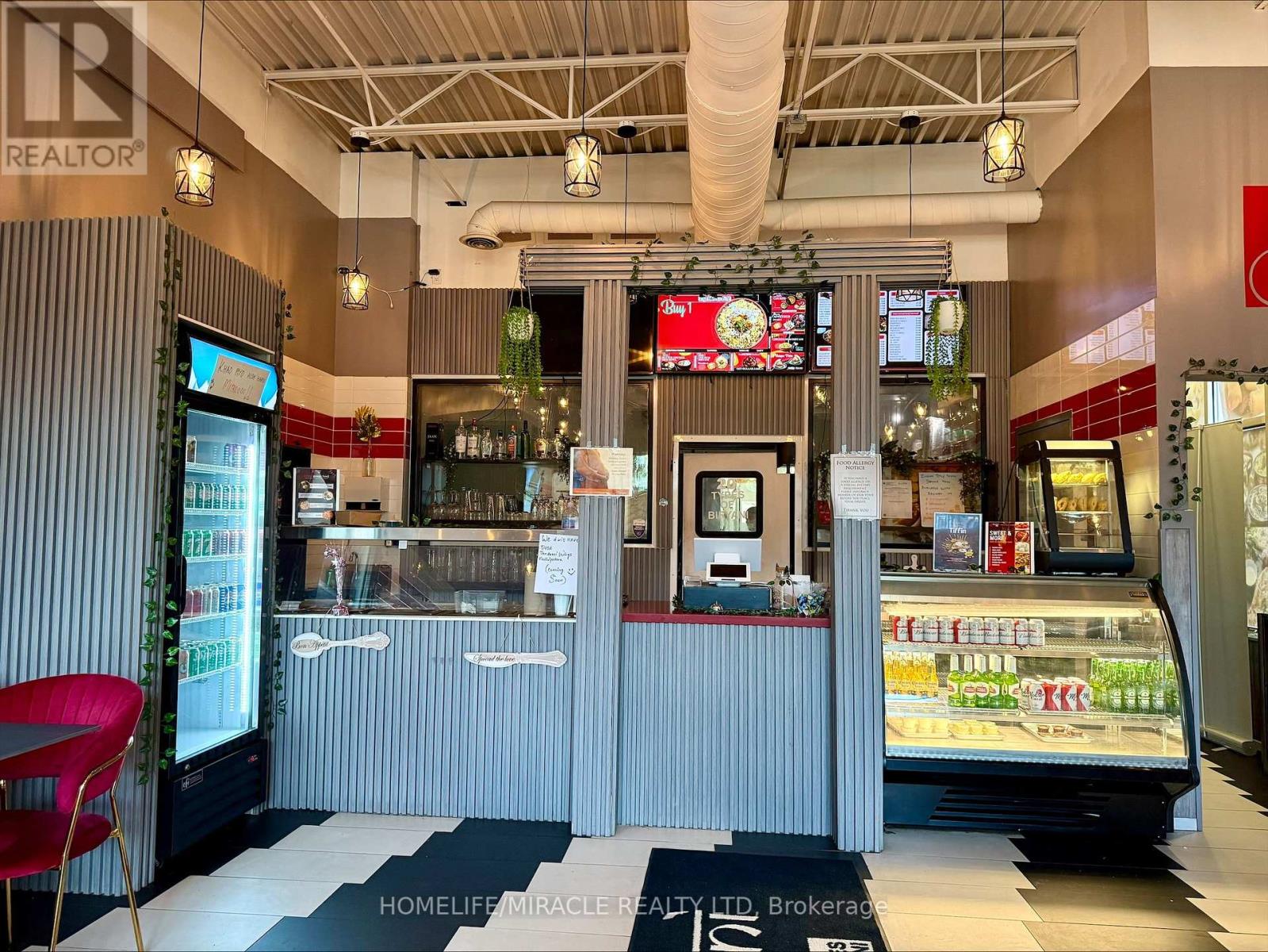 4 – 825 SAGINAW PARKWAY