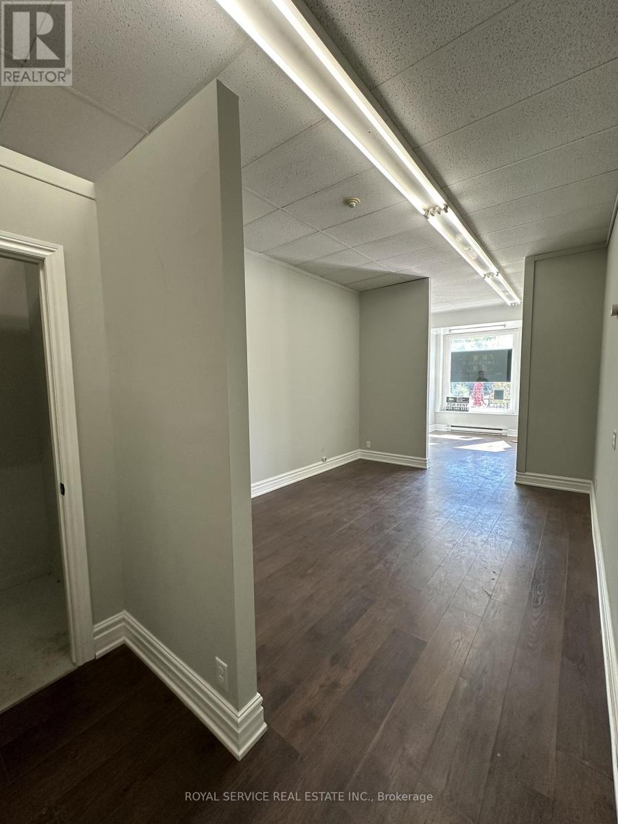 A – 33 KING STREET E