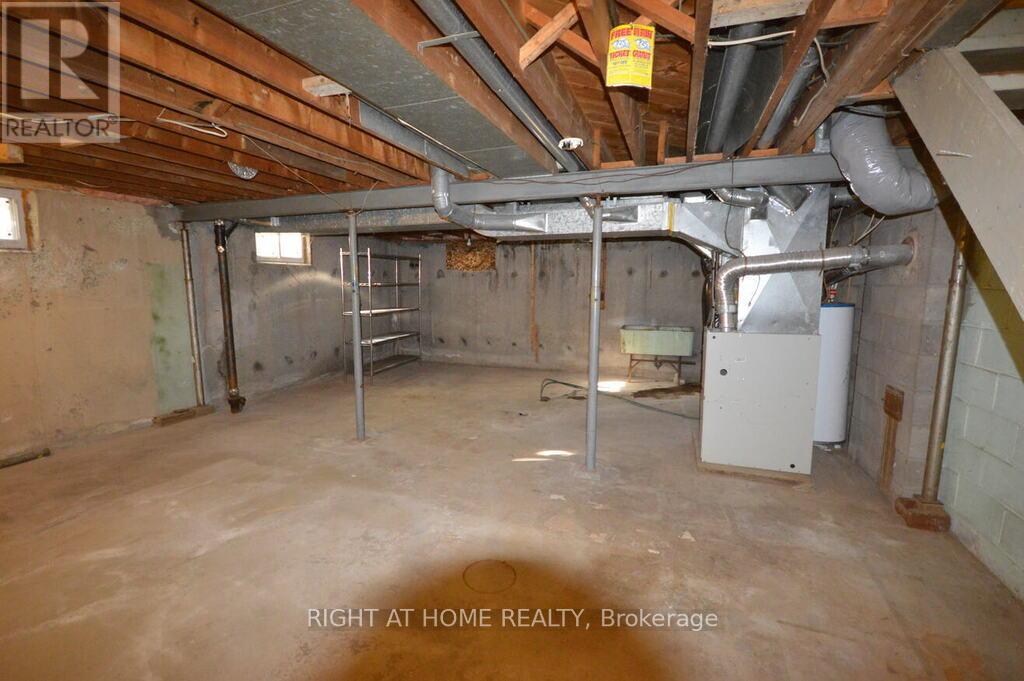 348 WOODROFFE AVENUE