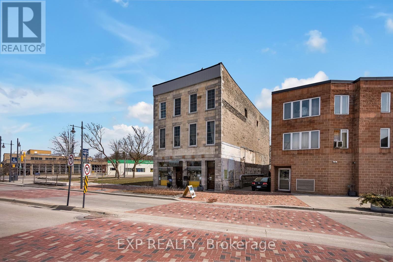 395 FRONT STREET