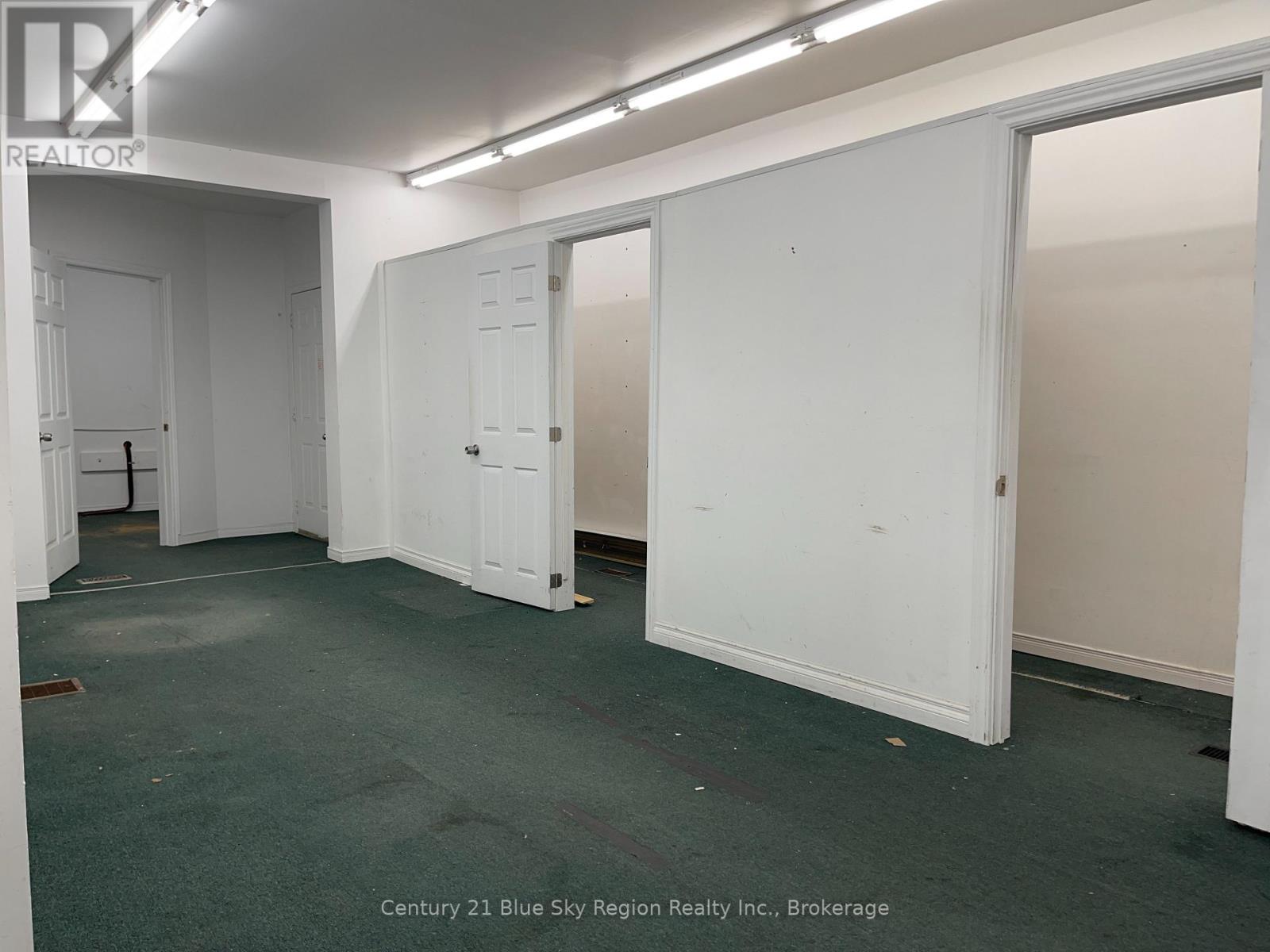 415/423 MAIN STREET E