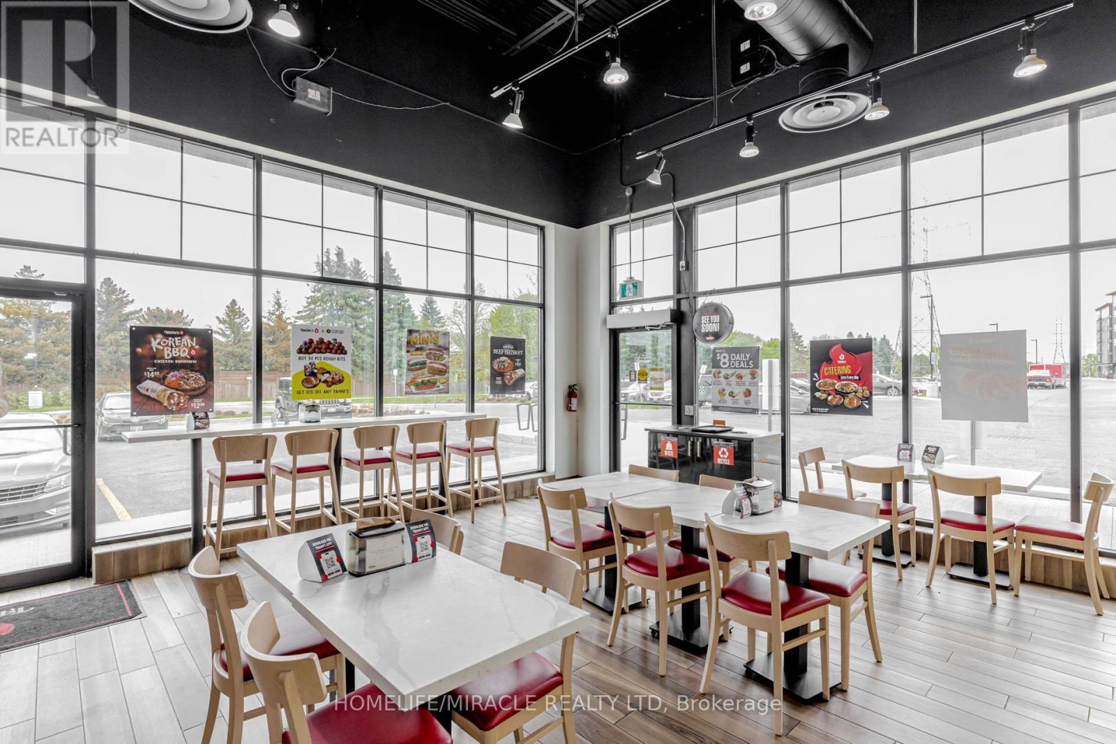 #4 – 263 NORTHFIELD DRIVE E