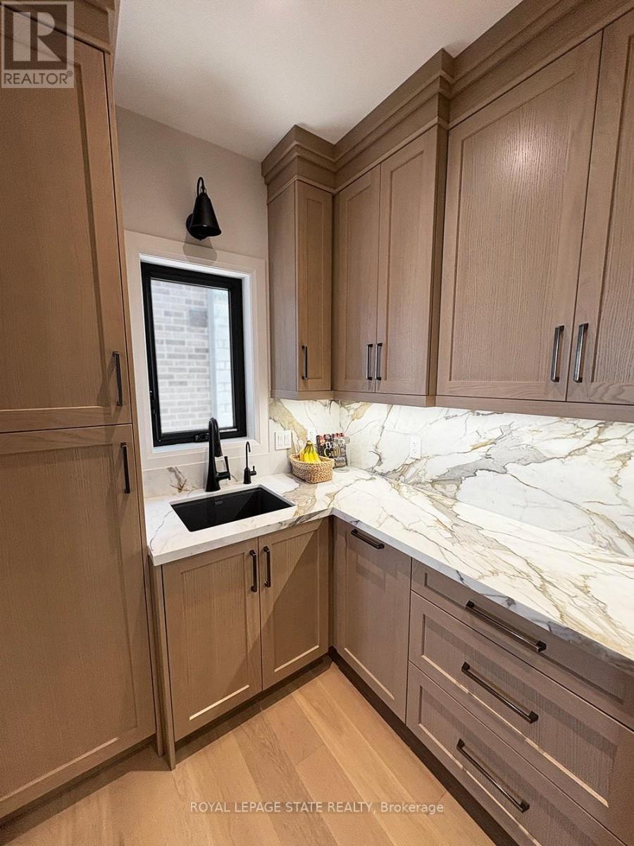 LOT 2 – 100 WATERSHORE DRIVE
