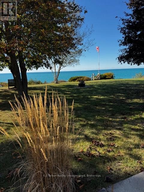 72163 LAKESHORE DRIVE N