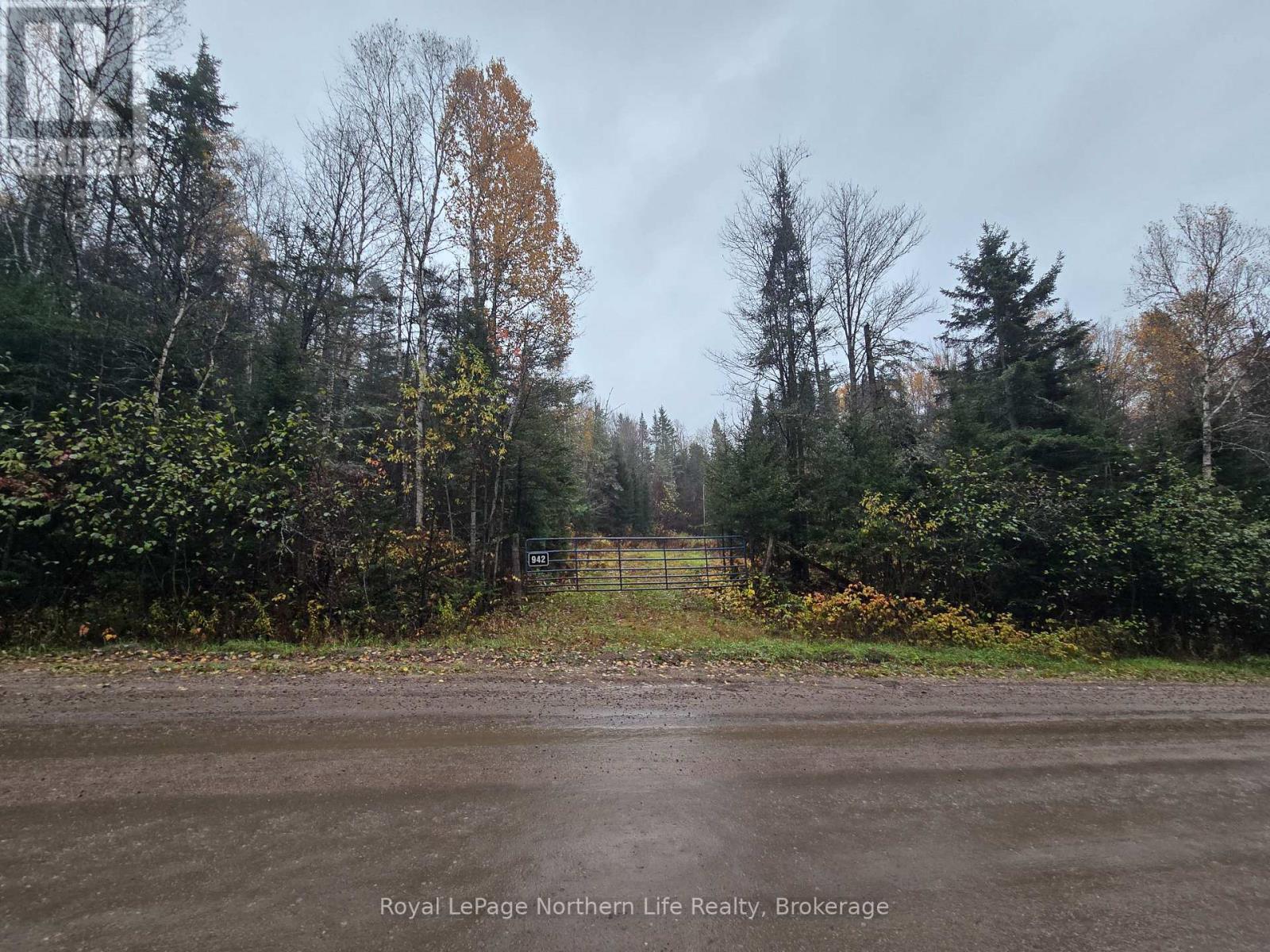 942 DEVELOPEMENT ROAD