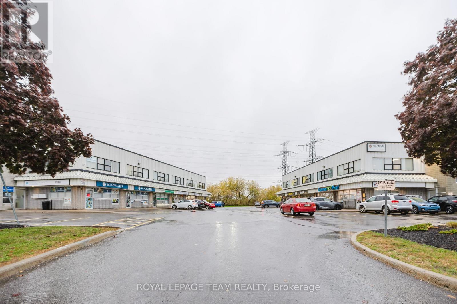 UNIT 3 – 43 ROYDON PLACE