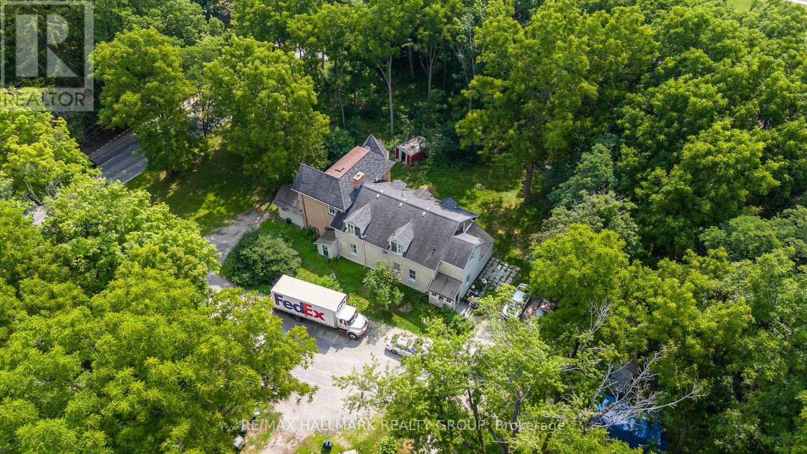 60 DRUMMOND STREET W