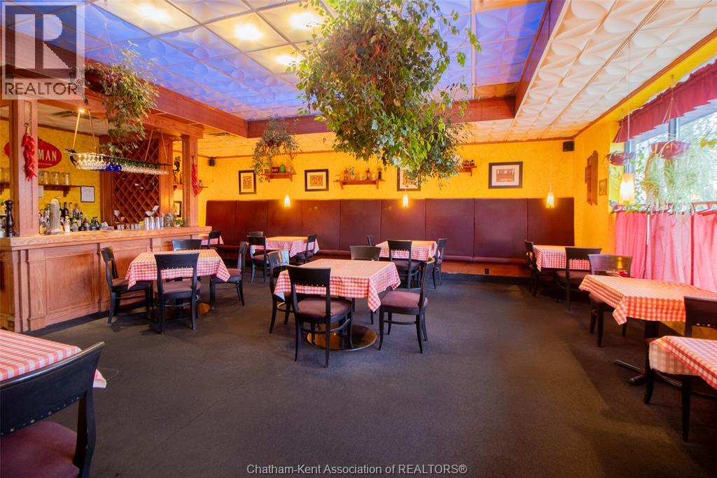 455 Grand AVENUE East