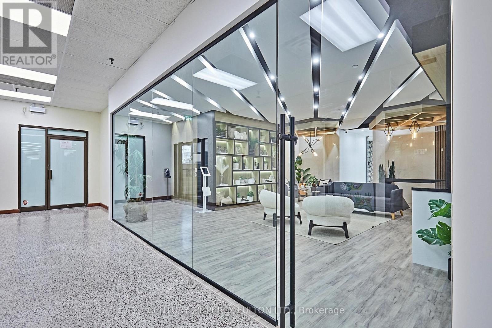 112 – 50 RICHMOND STREET E