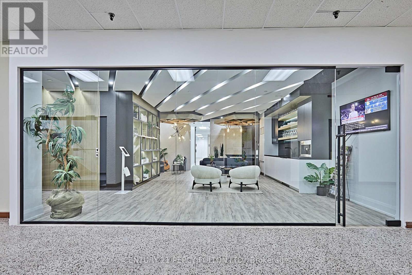 112 – 50 RICHMOND STREET E