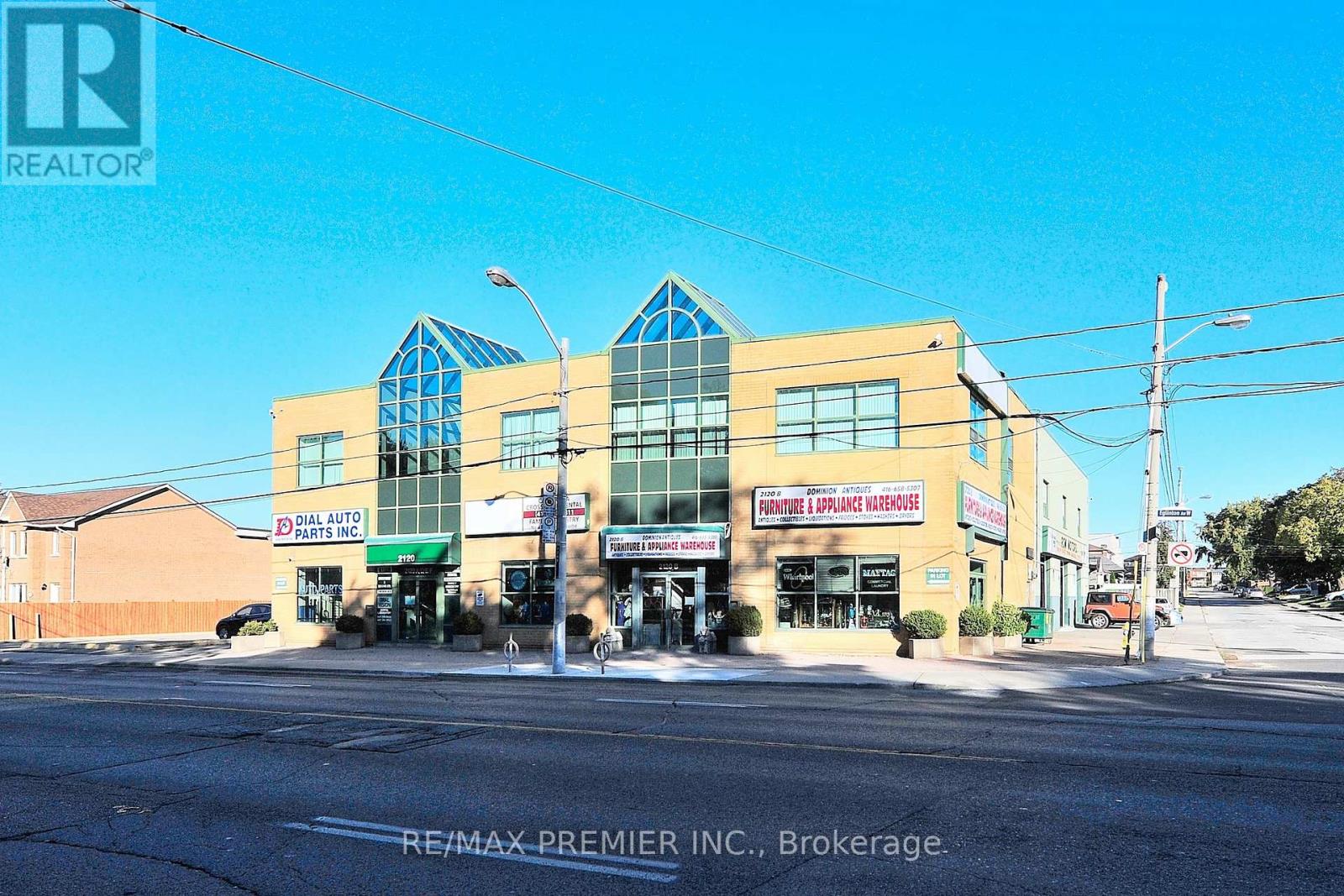 F – 2120 EGLINTON AVENUE W
